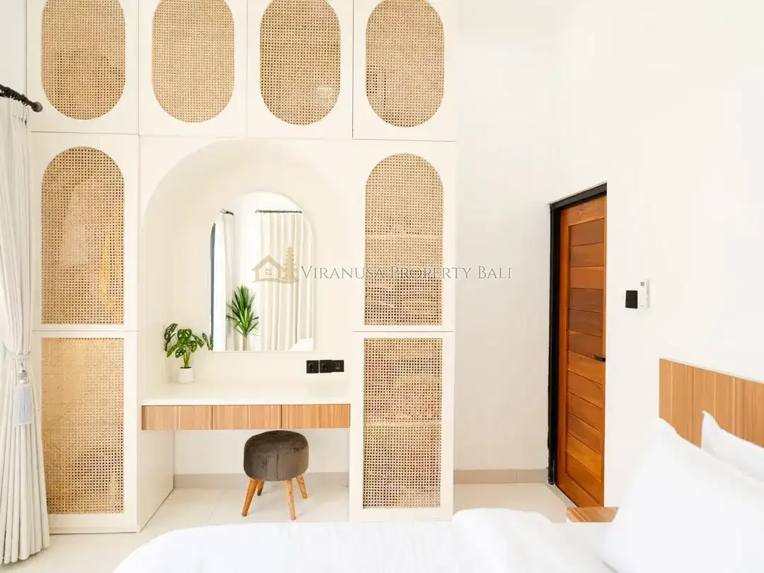 Rare Opportunity - Villa 5 Bedroom Fully Furnished di Canggu - Image 8 of 10