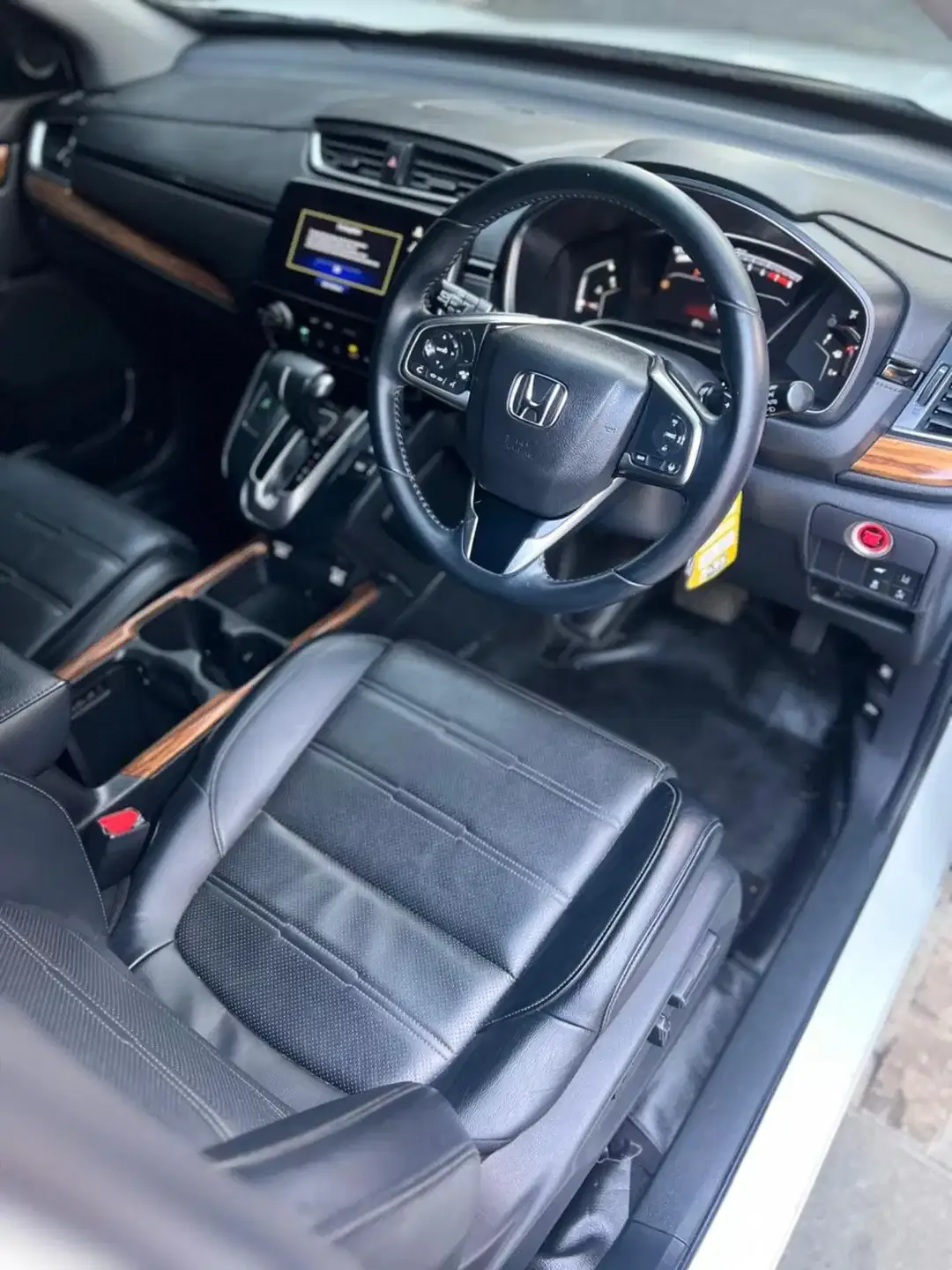Crv Turbo Prestige Sensing 2022 Low KM 30rb - Image 6 of 10