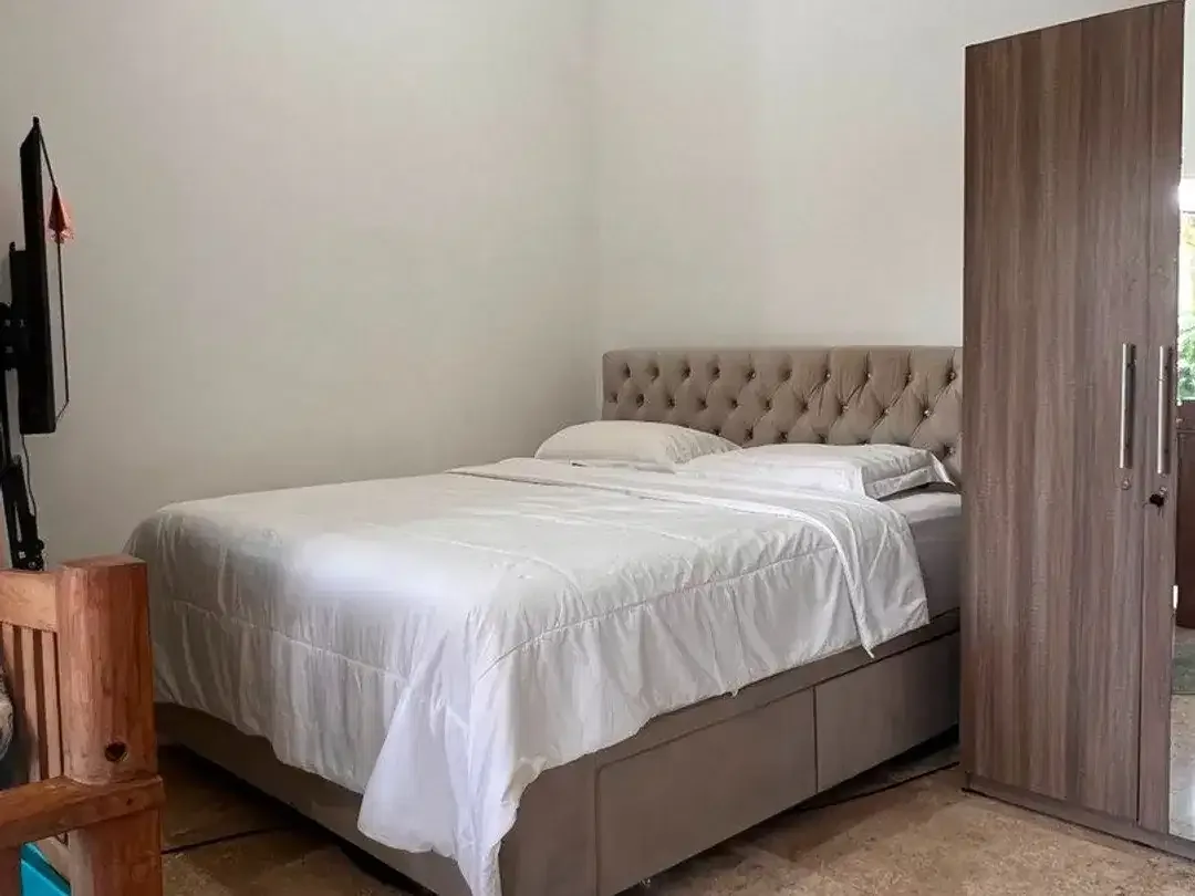 Guest House 4 Kamar Dijual di Area Seseh, Munggu - Image 3 of 10
