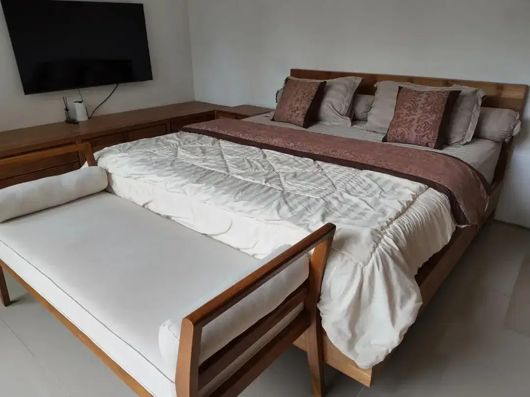 Villa 3 Bedroom Super Strategis Sudah di sewakan dekat jalan Uluwatu - Image 9 of 10