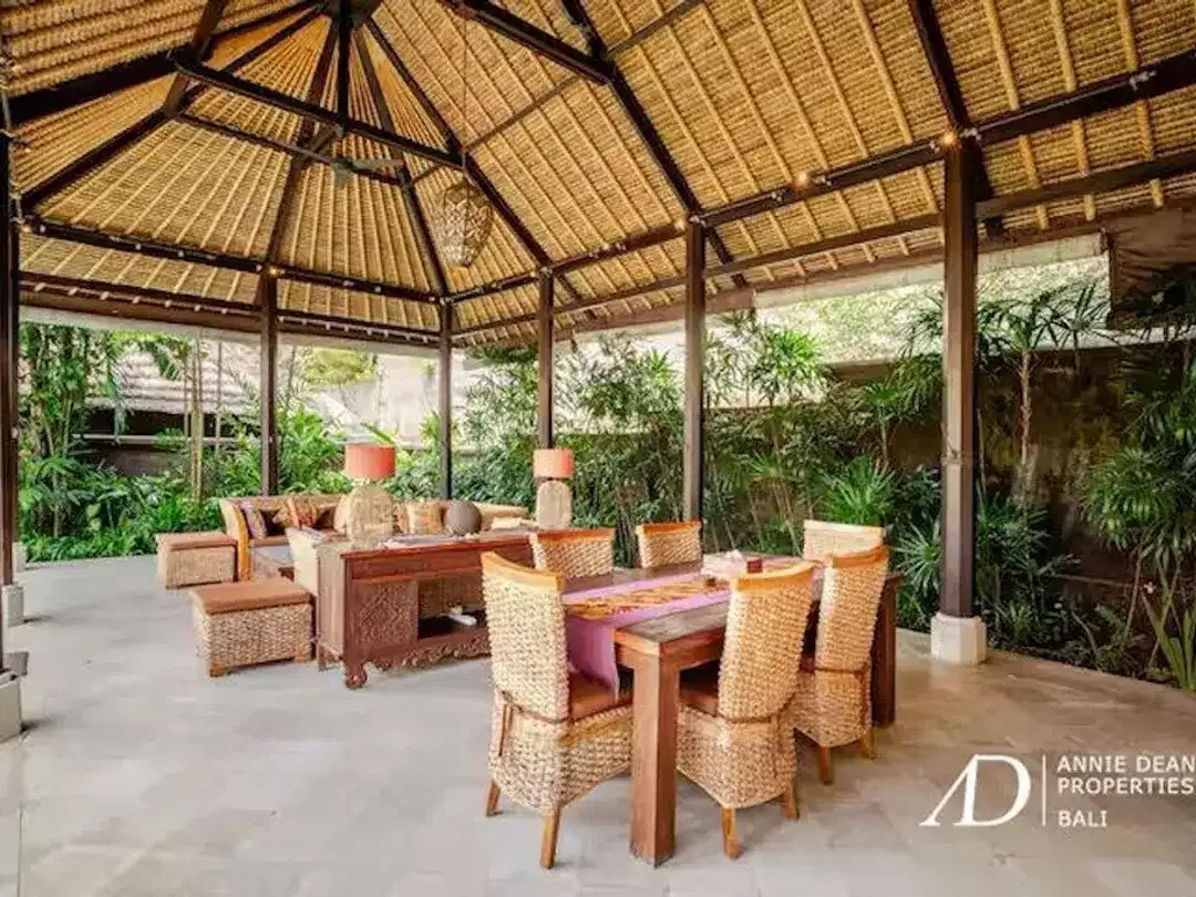 FREEHOLD | 3-BEDROOM TROPICAL VILLA IN PERERENAN CANGGU - Image 8 of 10