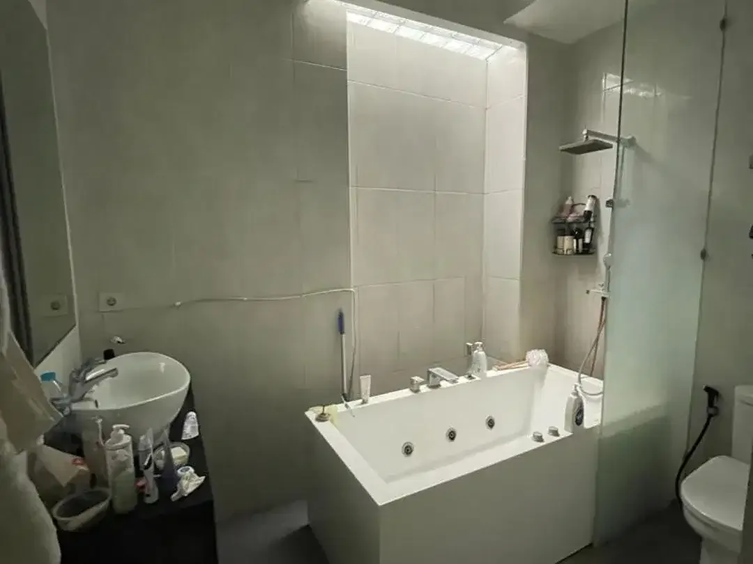Vila Premium Modern Dekat Bandara dan Pantai Jimbaran Bali - Image 7 of 10