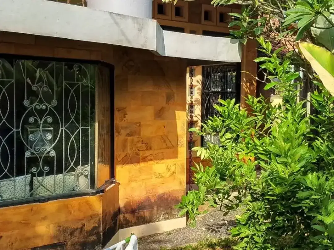 Rumah 4 Kamar Tidur Disewakan di Kerobokan, Kuta Utara - Image 2 of 10