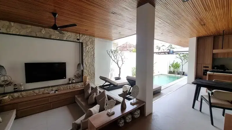 Dijual Villa Freehold Lokasi Strategis di Seminyak - Image 8 of 10