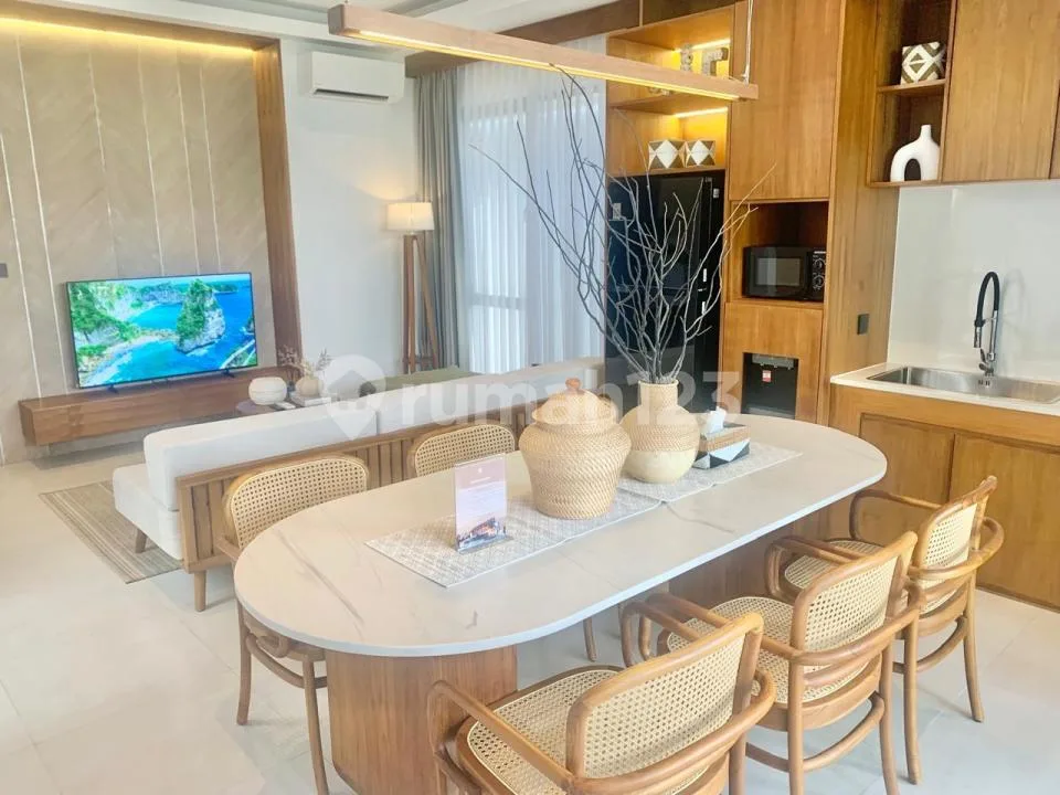 Dijual Rumah Mewah Modern Minimalis Furnished View Sawah di Sanur - Image 2 of 4