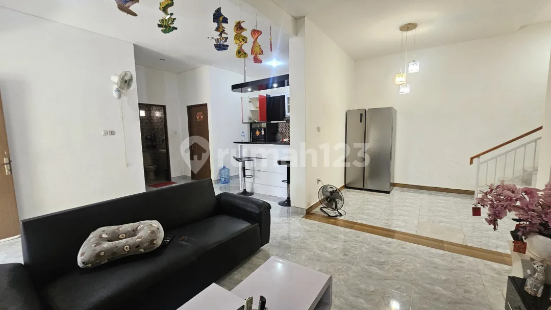 Rumah Minimalis Nyaman 2 Lantai Berlokasi Nusadua - Siligita. - Image 2 of 4