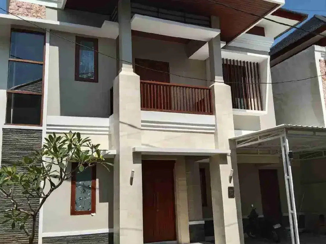rumah semi villa 2 Lantai Dekat pantai sanur SHM strategis - Image 1 of 5