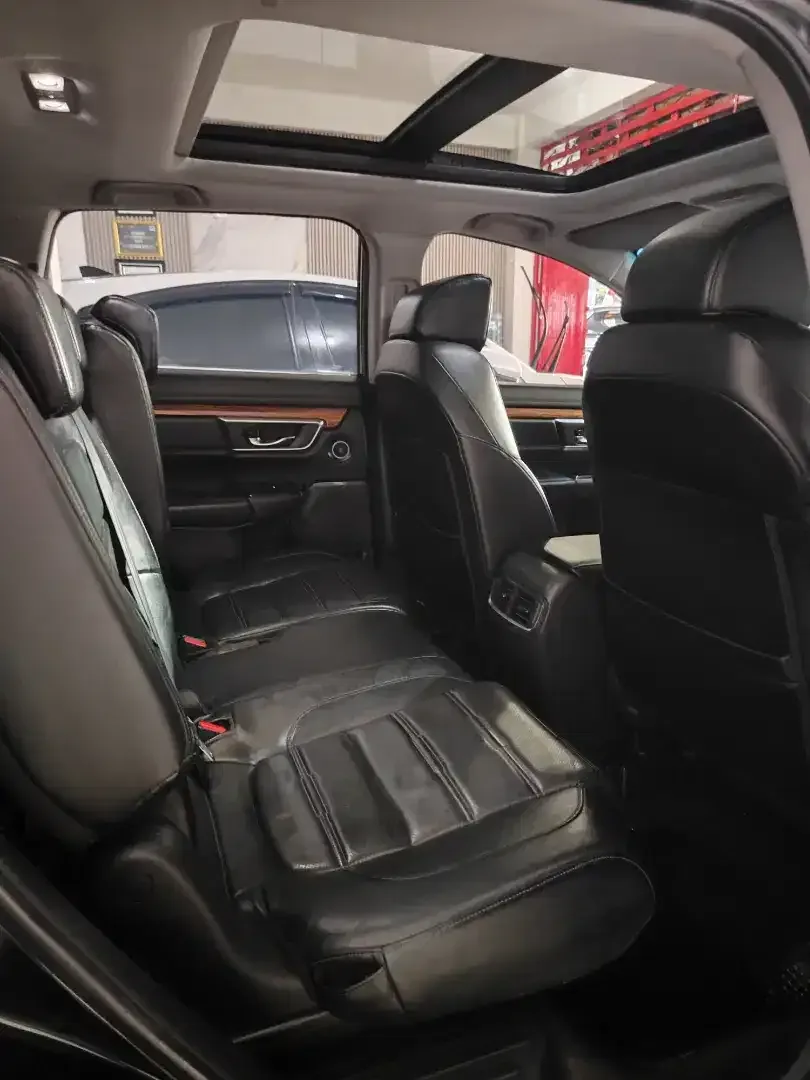 Honda CRV turbo 1.5 Prestige 2018 Automatic - Image 6 of 9