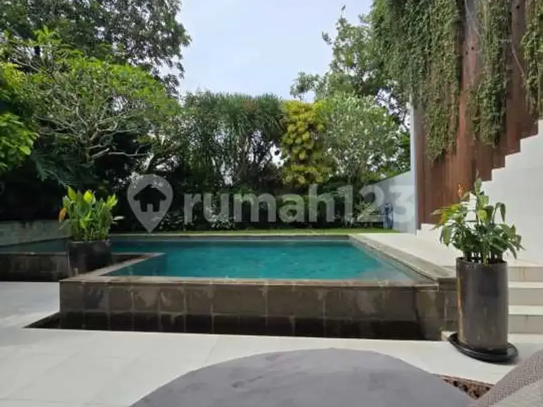 Vila Tropis Mewah Modern Multi Level, Jimbaran Dekat Gwk - Image 2 of 10