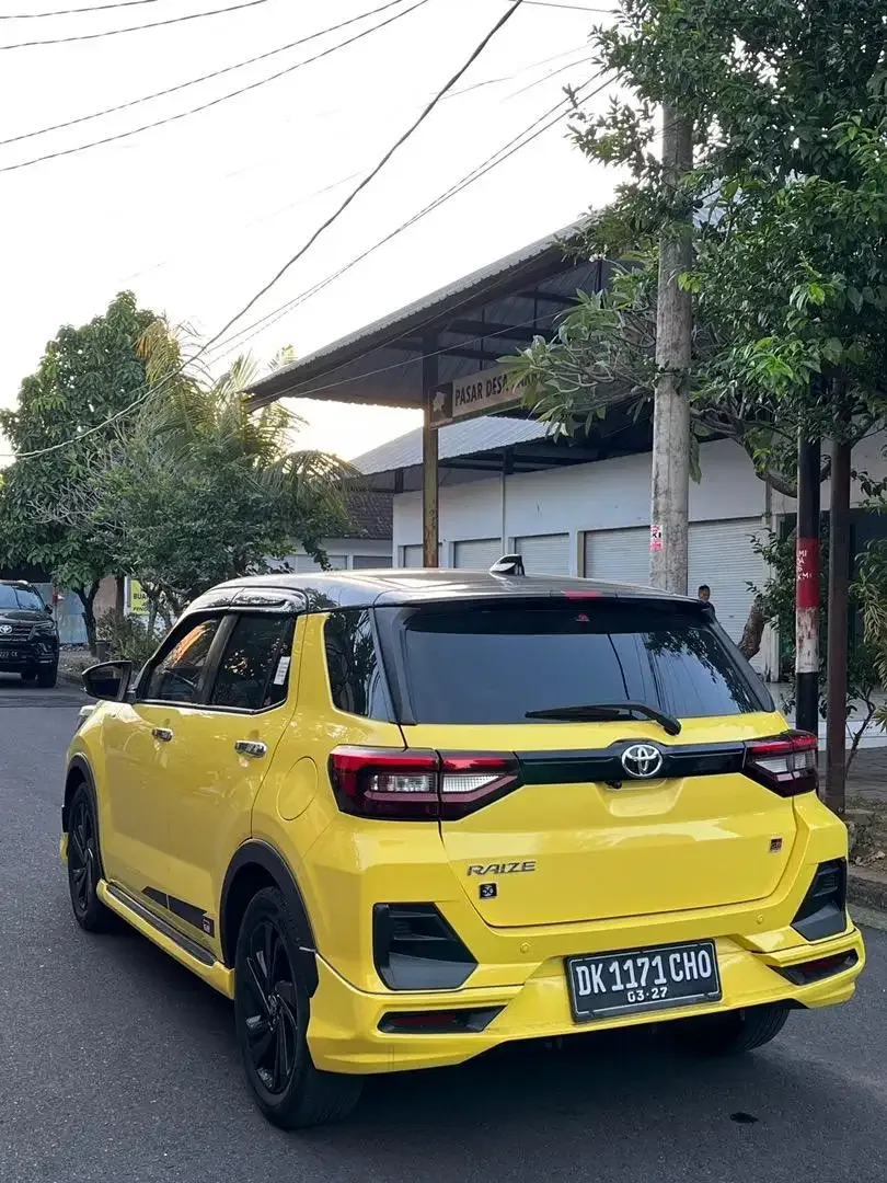 DP 12 JT RAIZE GR 1.0 TURBO ASLI BALI LOW KILOMETER - Image 4 of 10