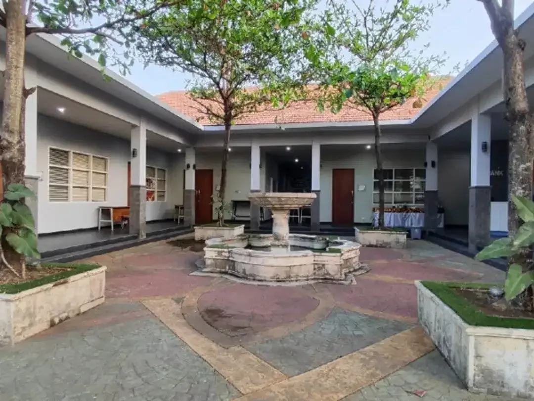 Disewakan Gedung Ex Kampus di Dewi Madri Renon - Image 6 of 10