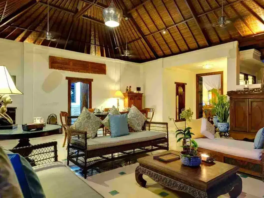 Villa Luxury Walking Distance to Batu Bolong Beach Canggu Bali - Image 8 of 10