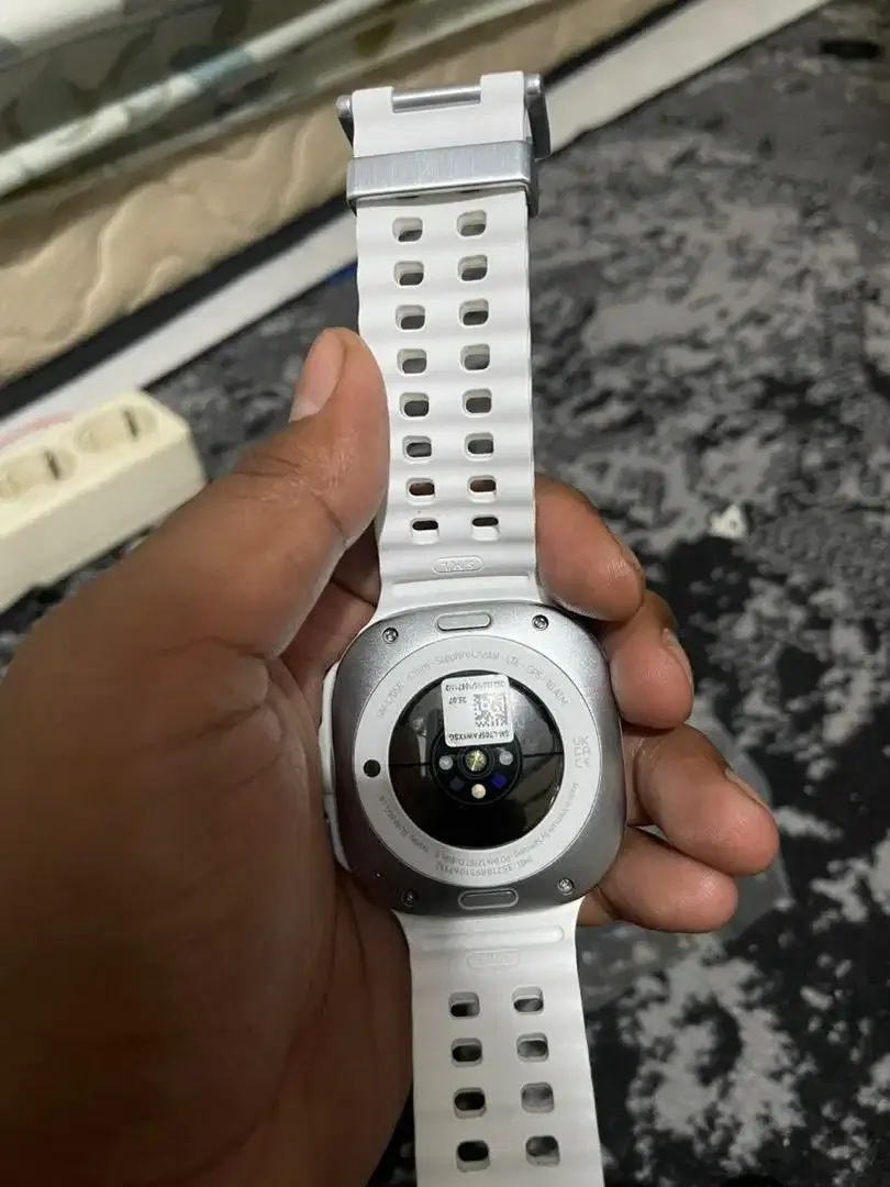 Galaxy Watch Ultra 47mm - Image 3 of 4
