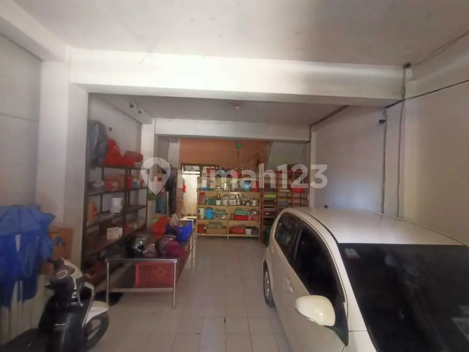 Dijual Cepat Ruko 3 Tingkat di Denpasar Utara, Bali - Image 2 of 4