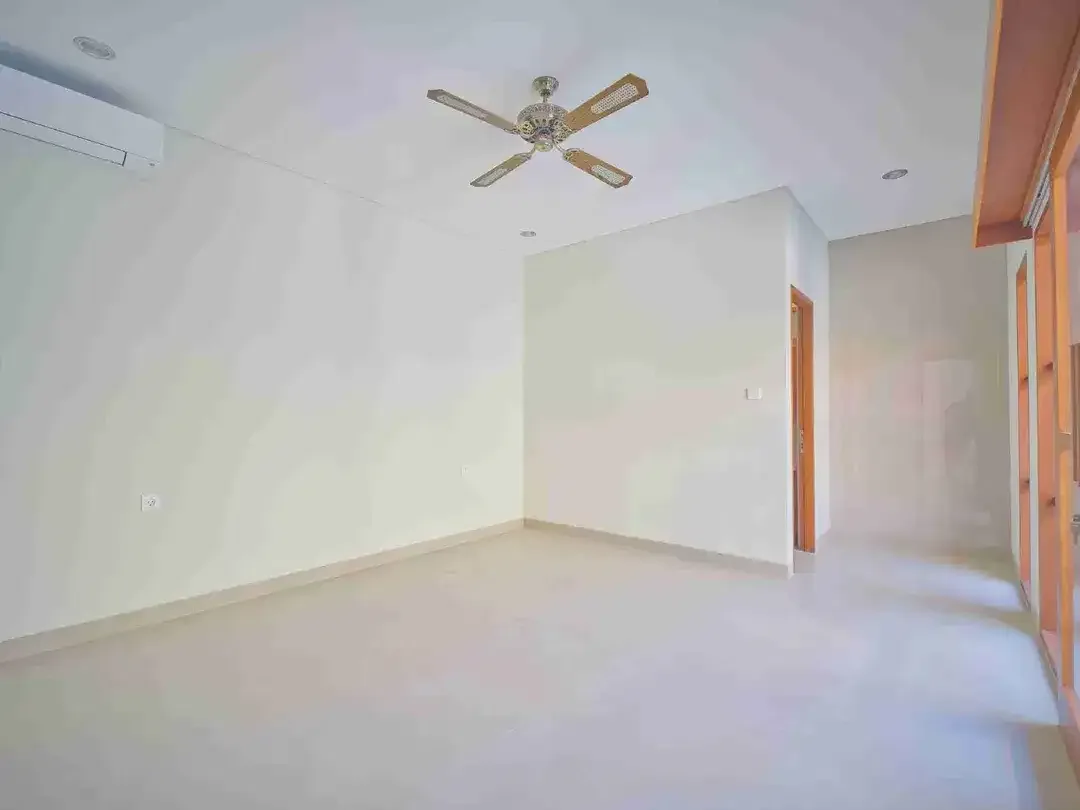 VILLA DI PUNGUTAN WALKING DISTANCE TO SANUR BEACH, CAFES, RESTAURANTS, SHOPPING AREAS - Image 8 of 10
