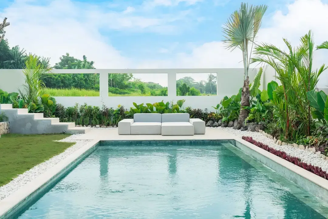 Modern Seaside Living In Nyanyi - Image 8 of 10