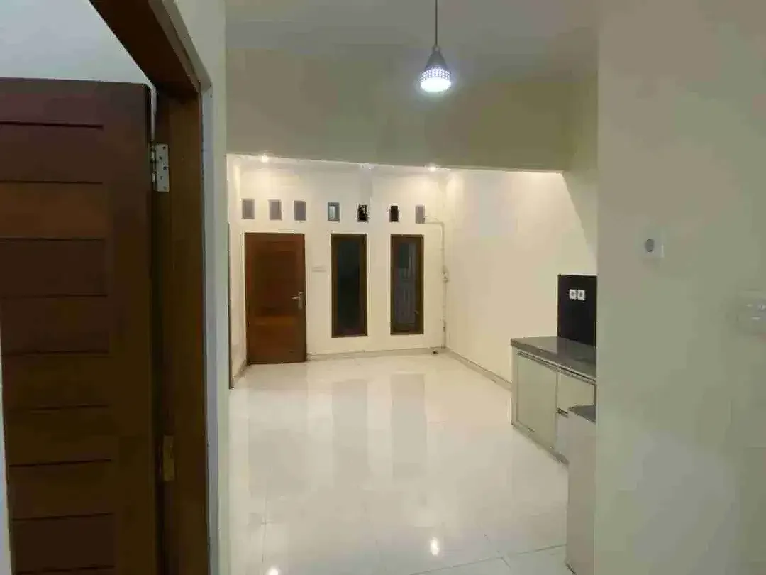 Rumah Sewa 3 Kamar Tidur di Buduk Dekat Dalung & Abianbase – 10 Menit ke Canggu - Image 2 of 7