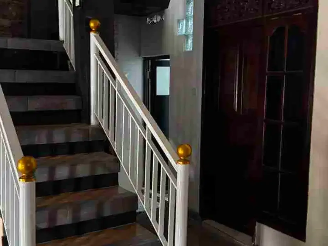 RUMAH SECOND LANTAI II DALUNG PERMAI UNTUK DIJUAL - Image 7 of 10