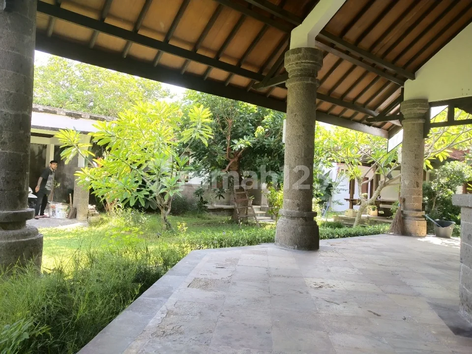 Rumah Style Eropa Di Renon - Image 4 of 4
