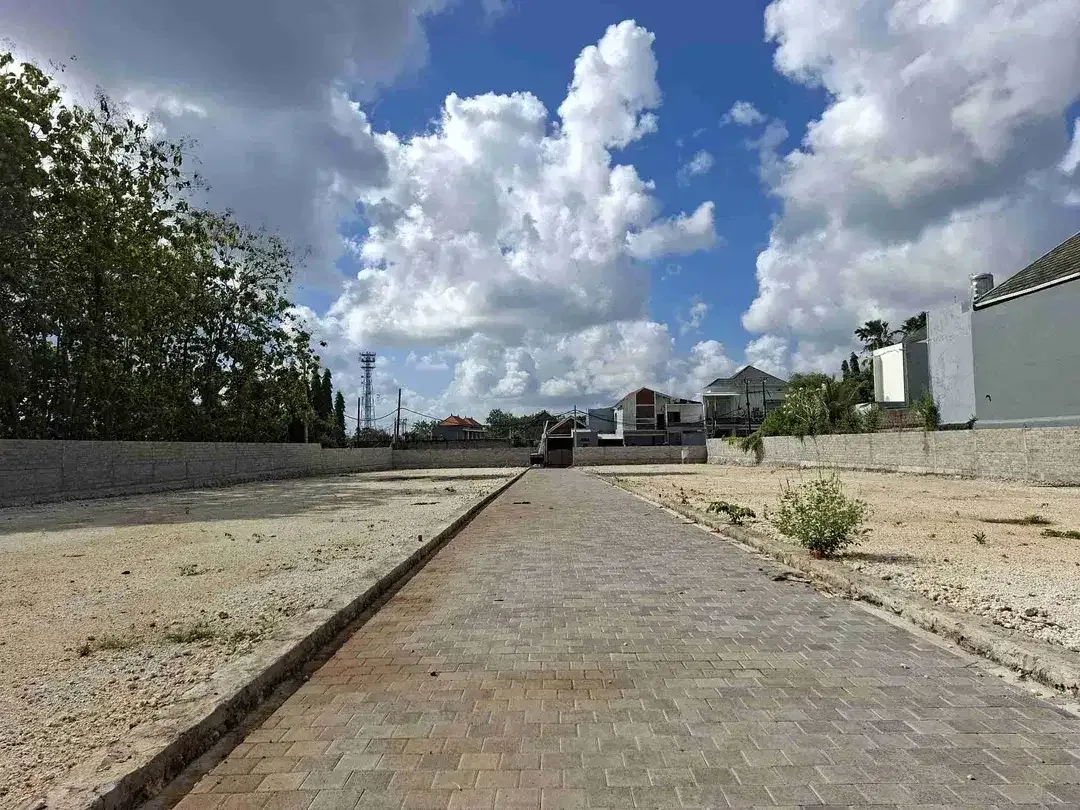 DIJUAL TANAH LINGKUNGAN ELIT JIMBARAN PURI GADING - Image 3 of 7
