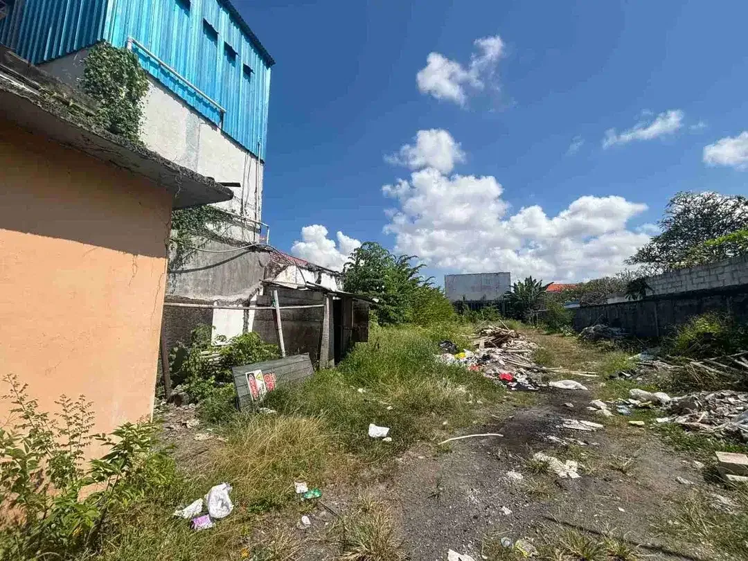 DI JUAL TANAH KAVLING 6 UNIT
TERLETAK DI JL. DANAU  TEMPE, SIDAKARYA - DENPASAR SELATAN

LT 103m²
LEBAR JALAN UTAMA 6 M

LEBAR JALAN LINGKUNGAN 3Meter

Post Satpam 9m²

Selling Point:

Lingkungan - Image 4 of 8