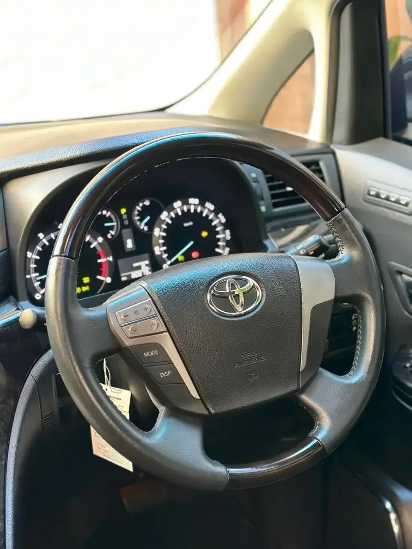 Toyota Alphard SC 2.4 CBU Japan Pilot Seat Matic Low KM Original - Image 10 of 10