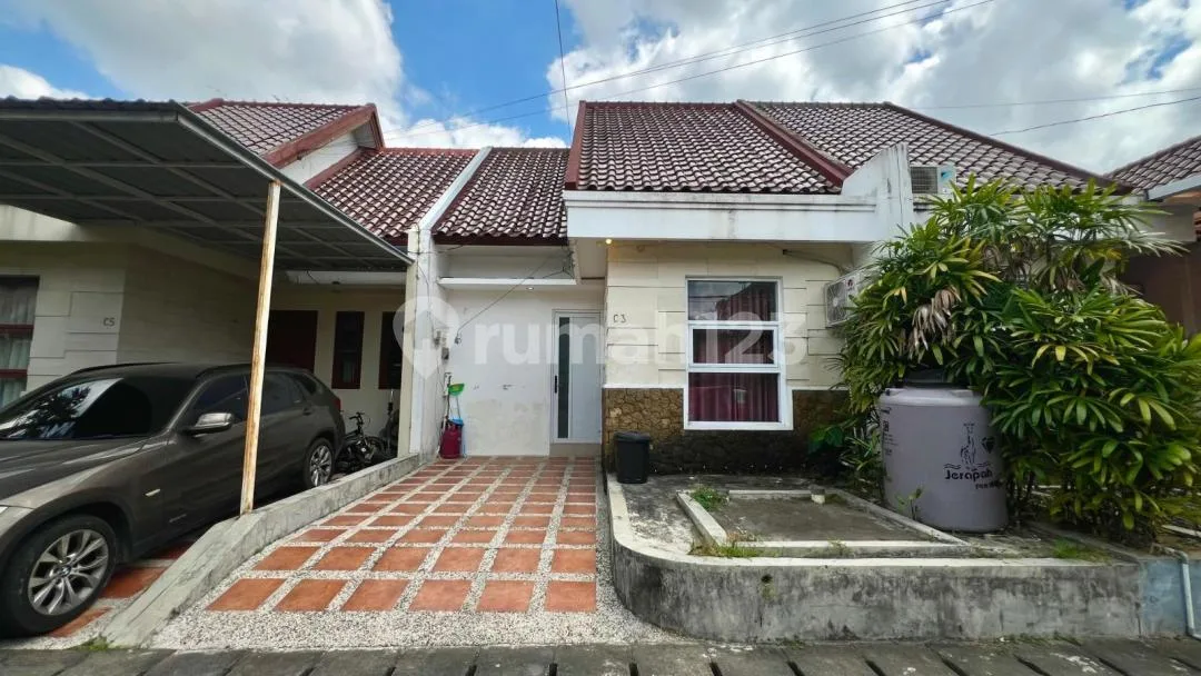 Freehold Affordable 2 Bedroom Villa In Canggu - Image 1 of 4