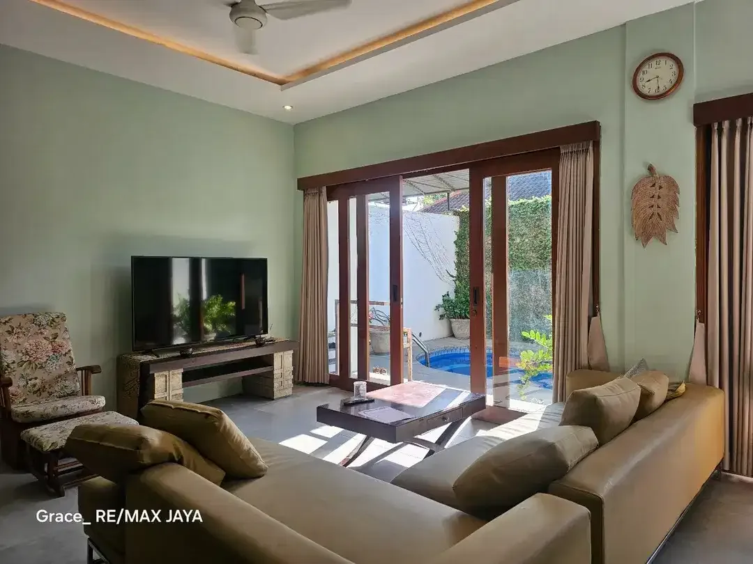 Rumah Konsep Villa 6 Kamar Tidur Dijual di Area Teuku Umar Denpasar - Image 1 of 10