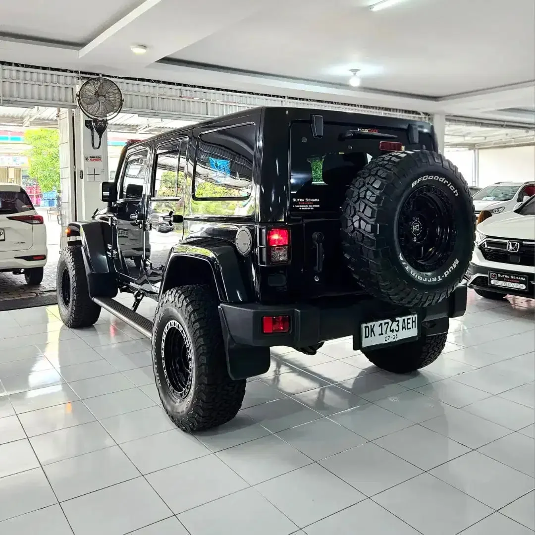 [2015] DP 50jt! Jeep Wrangler JK Sahara 2015 up Rubicon 3.6 at DK 2016 - Image 5 of 10