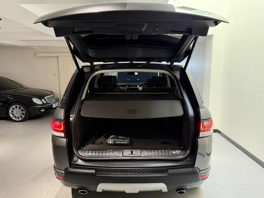 RANGE ROVER SPORT AUTOBIOGRAPHY 2014 RANGE ROVER SPORT 2014 3.0SC L494 - Image 8 of 10