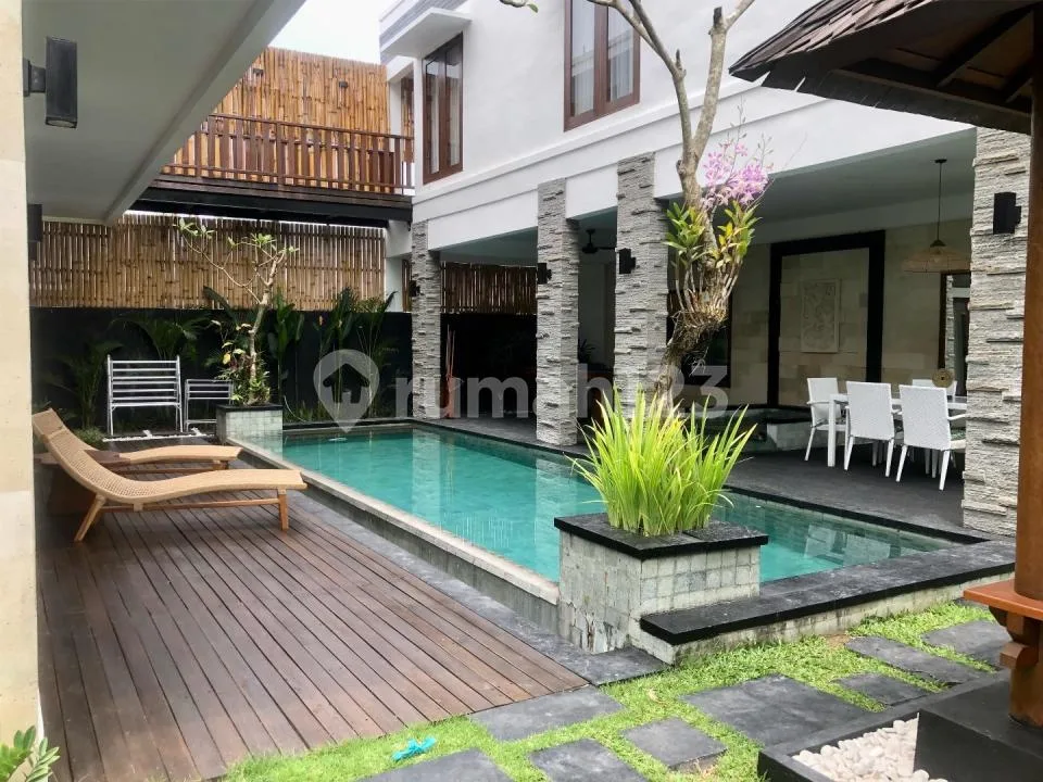 Rare@3 Bedrooms Villa In Berawa I Premium Location - Image 3 of 4
