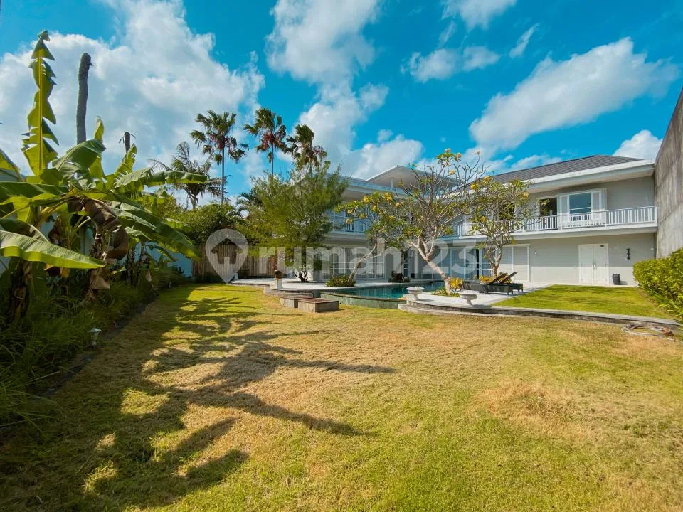 Villa Mewah Bergaya American Hamptons 4 Bedrooms - Image 4 of 4