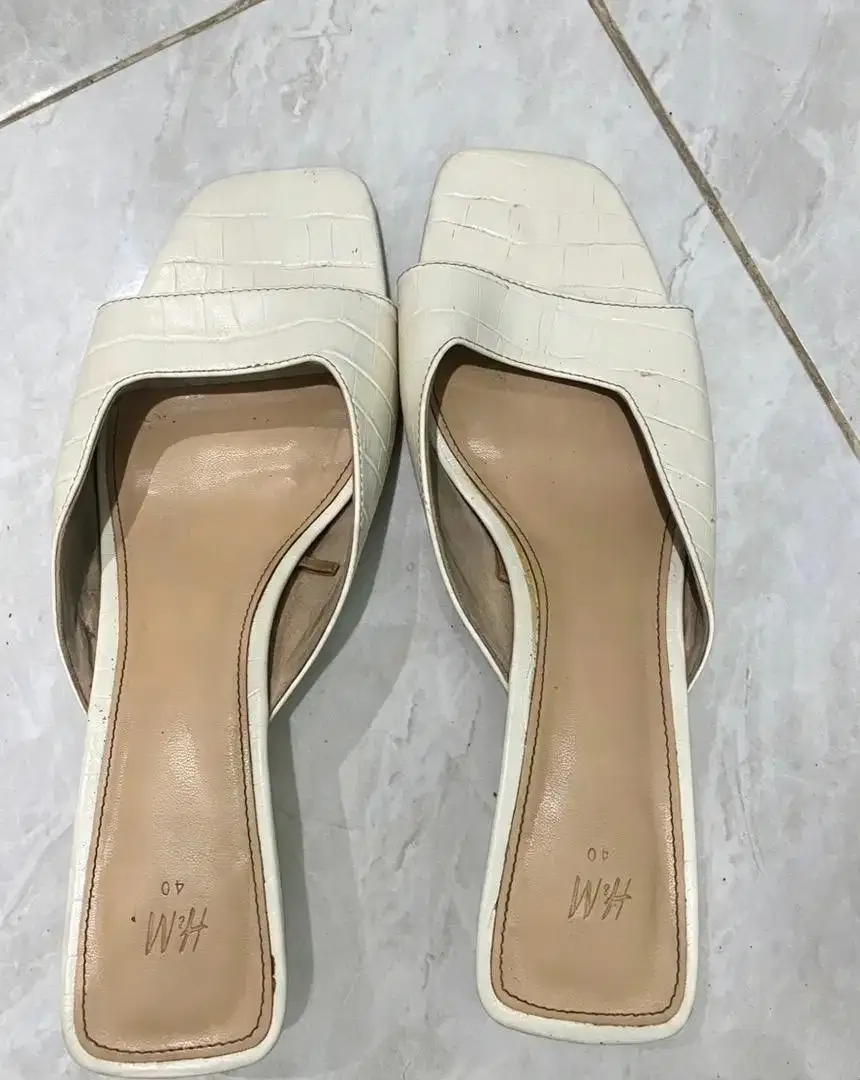Sandal hak 3 cm - Image 1 of 2