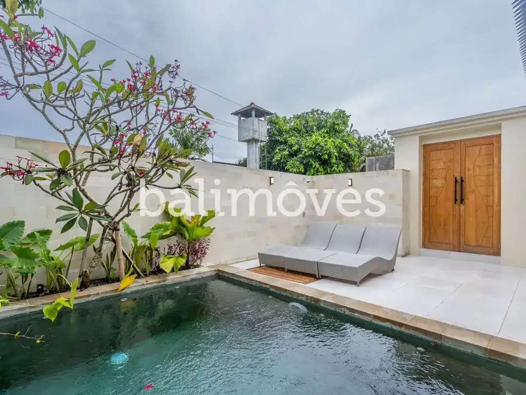 Villa Baru dengan Tiga Kamar Tidur yang Menawan di Sanur - Image 5 of 10