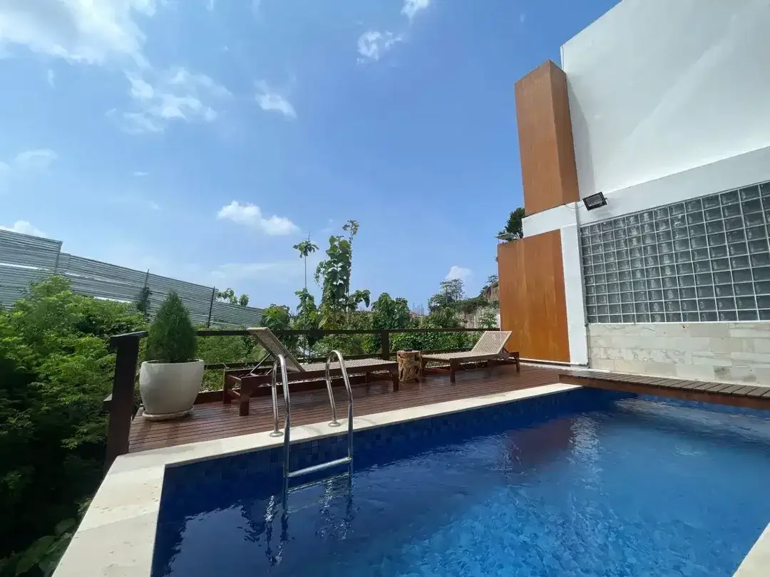 Villa Dengan Pemandangan Panorama Pantai Area Ungasan - Image 4 of 10