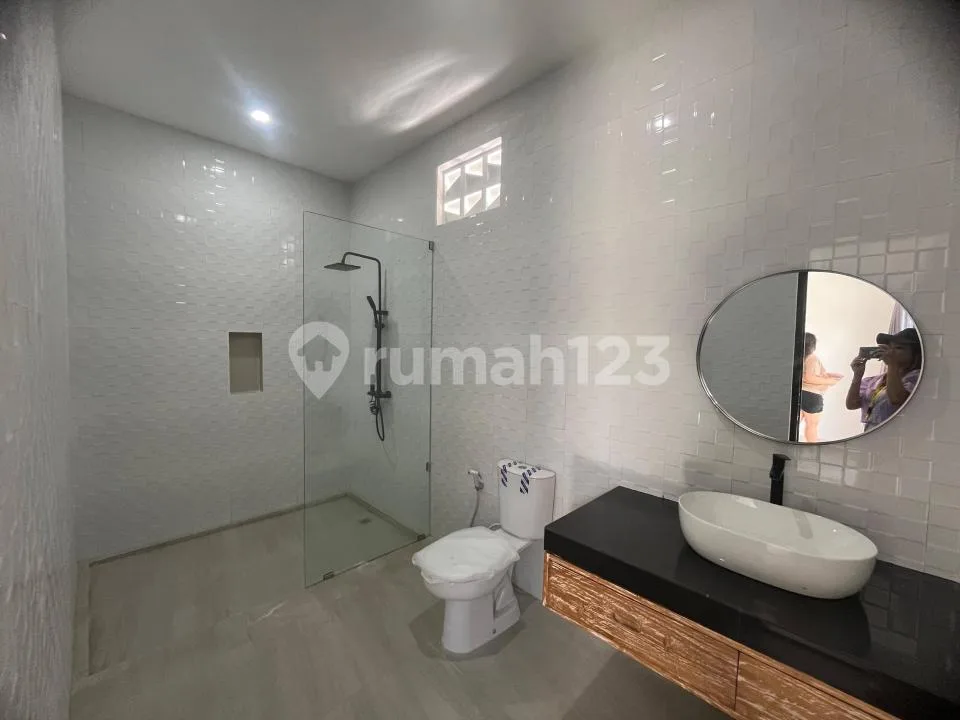 Villa Jalan Lebah Sari Kuta Utara Full Furnished - Image 3 of 4