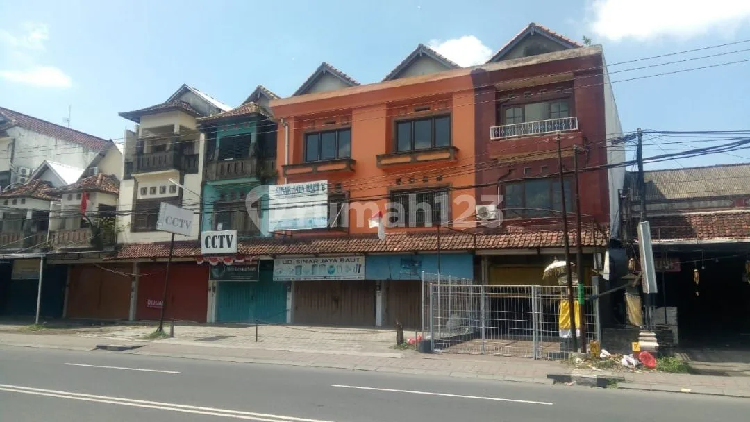 Ruko 3 lantai, Jalan Buluh Indah Drnpasar Ruko - Image 1 of 4