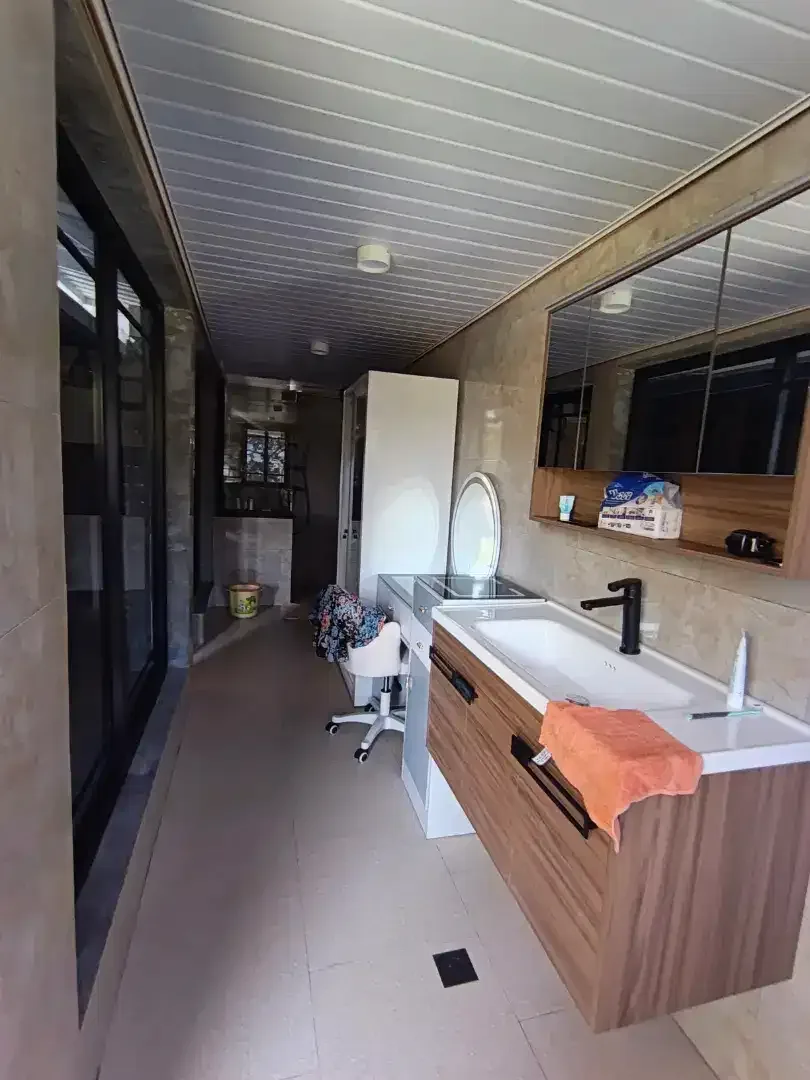 DISEWAKAN RUMAH BRAND NEW 2BR PENATIH DENPASAR TIMUR–SPECTACULAR VIEW! - Image 8 of 10