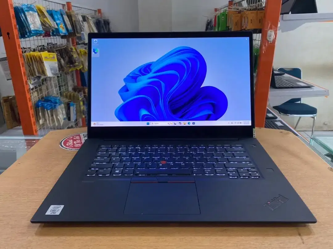 Lenovo ThinkPad P1 Core i7Gen10 Ram 16GB SSD 512GB Nvidia 4GB Touchsc - Image 1 of 10