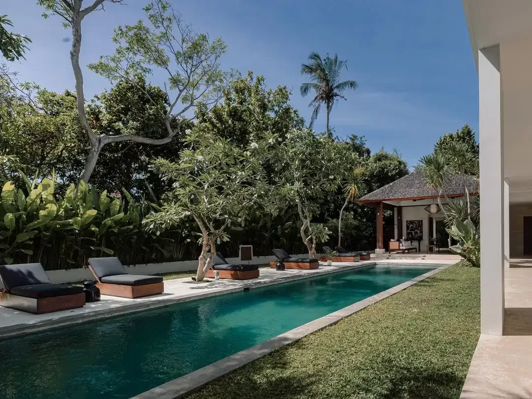 Leasehold - Grand Luxury Villa Beachside Petitenget, Seminyak - Image 7 of 10