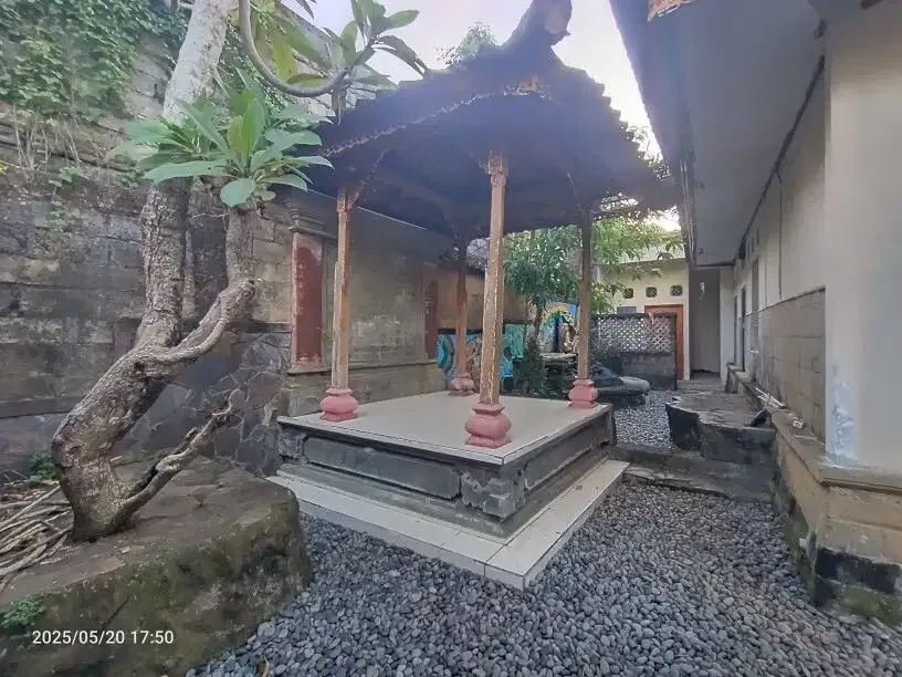 Rumah luas 350 m2 di Taman Griya Jimbaran Bali - Image 10 of 10