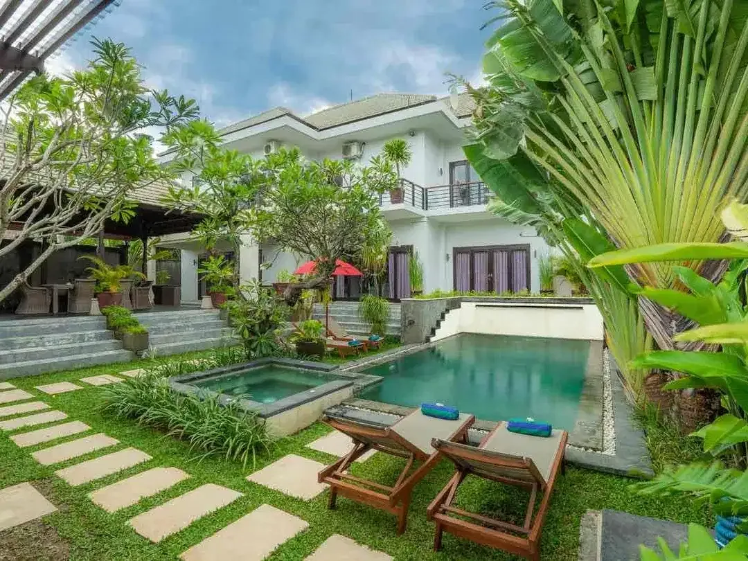 For Sale Modern Contemporary Balinese Villa in Heart of Echo Beach Canggu - Image 3 of 10