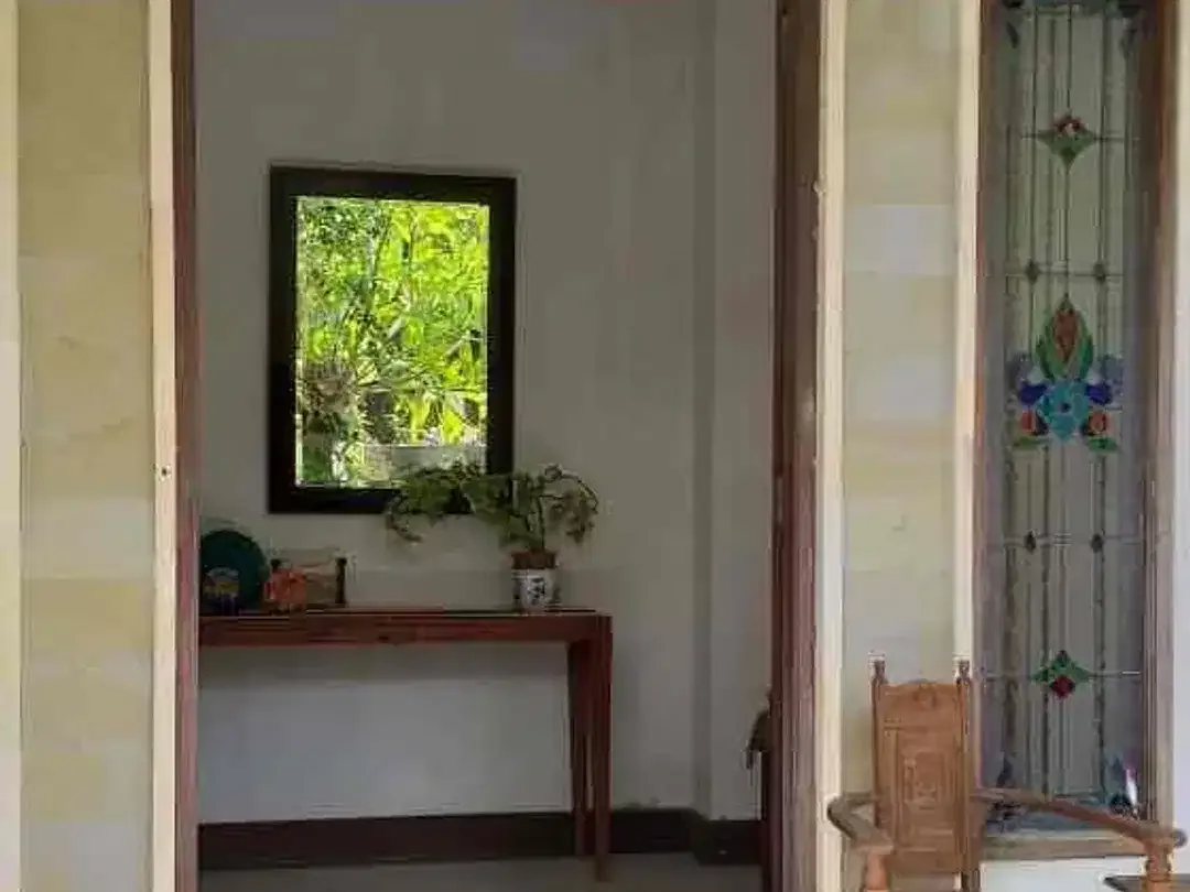 Dijual Rumah Pusat Kota di Renon - Image 3 of 10