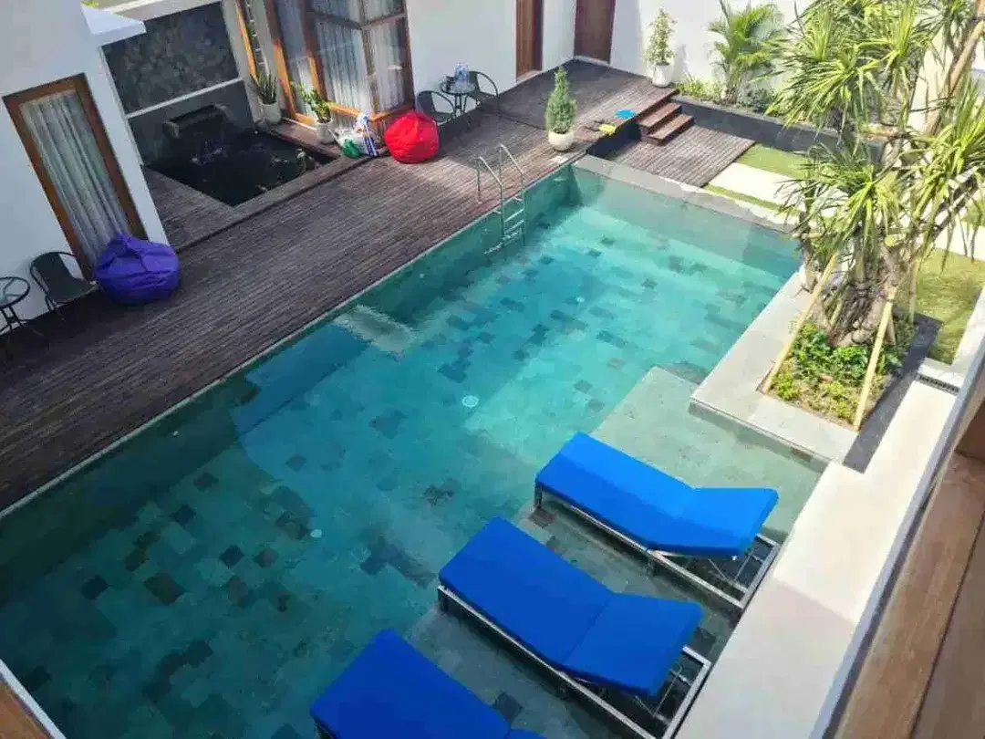 Luxury Villa 6BR Full Furnish Dekat Pantai Batu Belig - Image 10 of 10