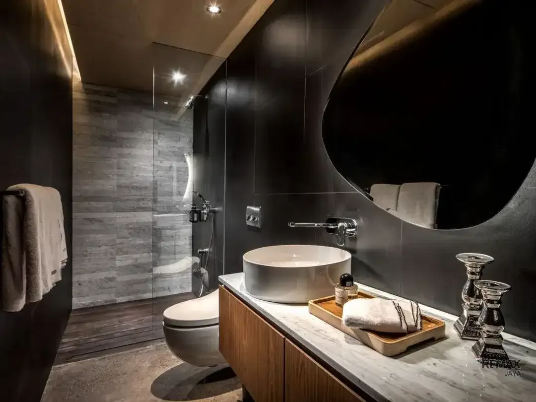 Luxury 2 Bedroom Townhouse Leasehold 55 Years In Umalas, Bali - Image 9 of 10