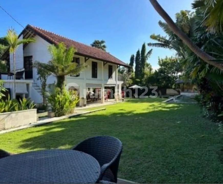 Villa Dijual Lokasi Umalas - Image 1 of 4