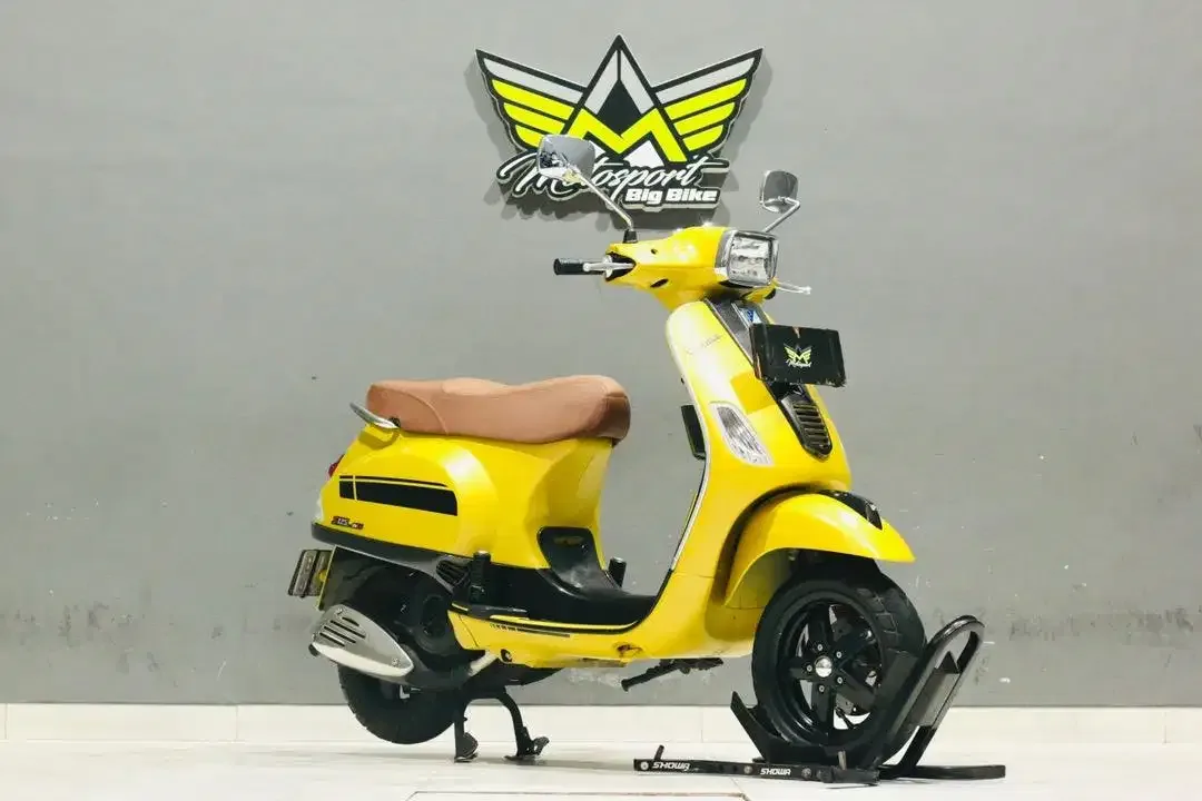 Piaggio vespa S 125 3V like new vespa sprint primavera GTS 150 - Image 5 of 7