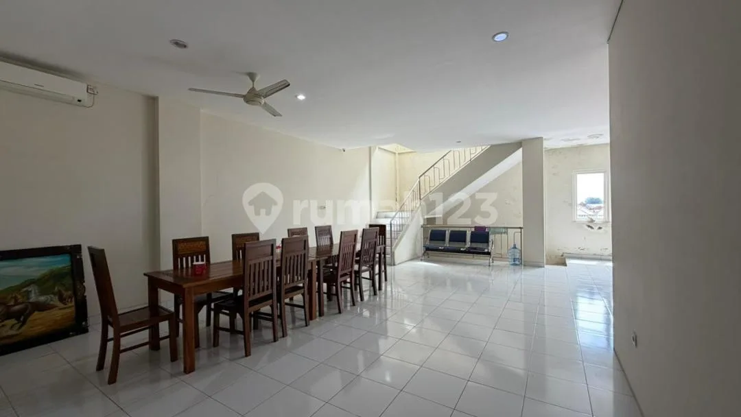 Di Jual 2 Ruko Gandeng di Lokasi Premium Imbo - Image 3 of 4