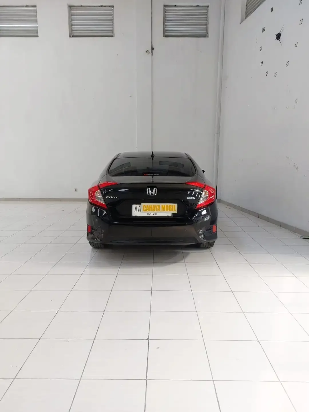 Honda Civic 1.5 Turbo Sedan 2018 - Image 7 of 10