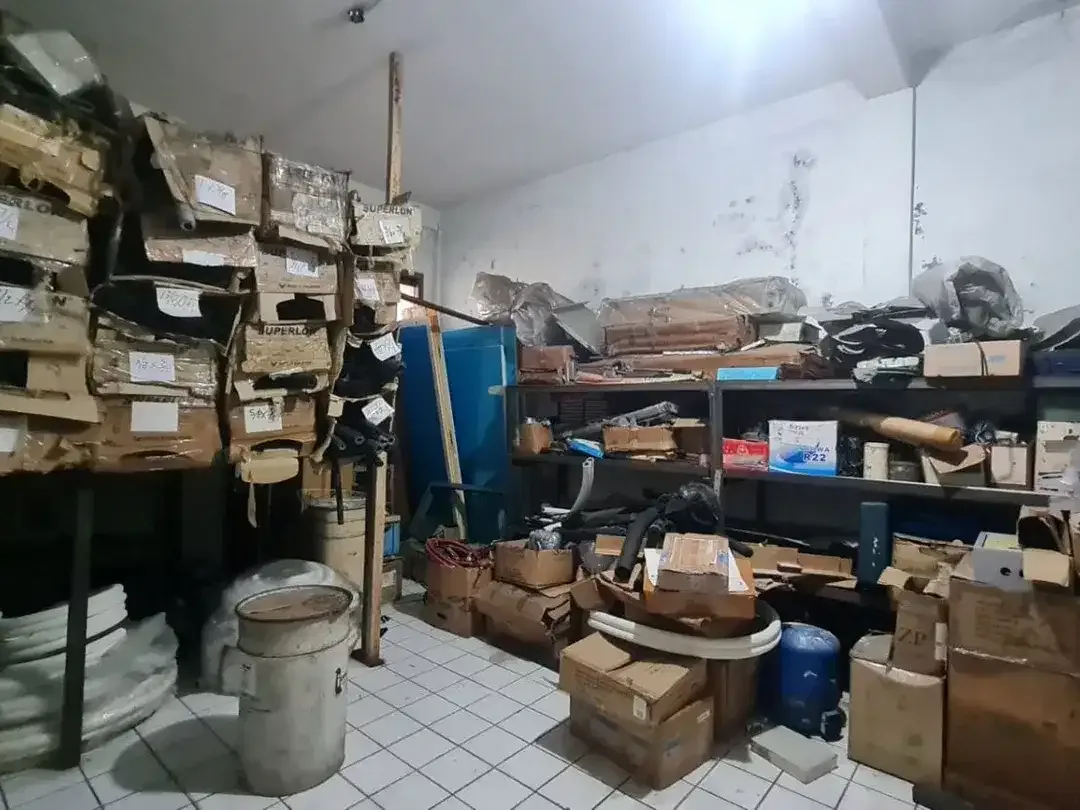 Ruko Strategis 3 Lantai SHM Dijual di Raya Hayam Wuruk, Denpasar - Image 3 of 7